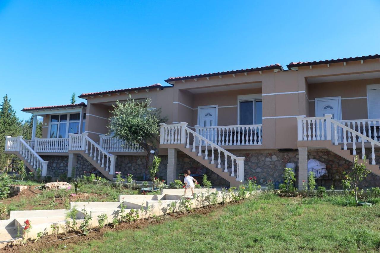 Essos Villas Dhërmi Exteriér fotografie