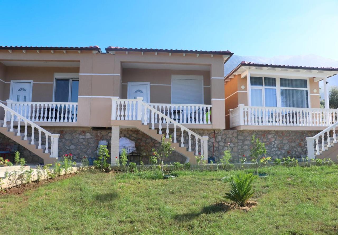 Essos Villas Dhërmi Exteriér fotografie
