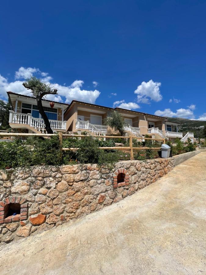 Essos Villas Dhërmi Exteriér fotografie