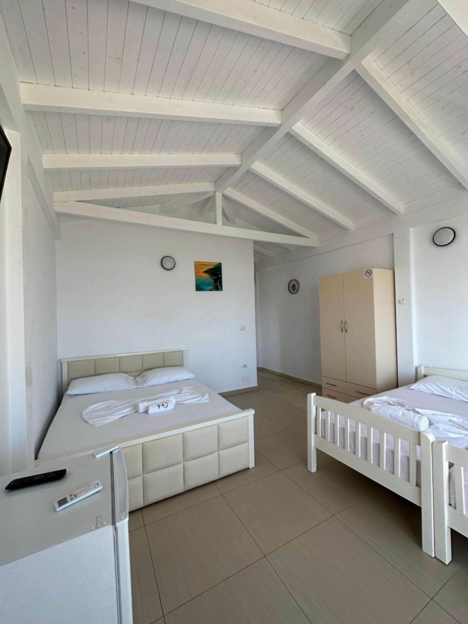 Essos Villas Dhërmi Exteriér fotografie