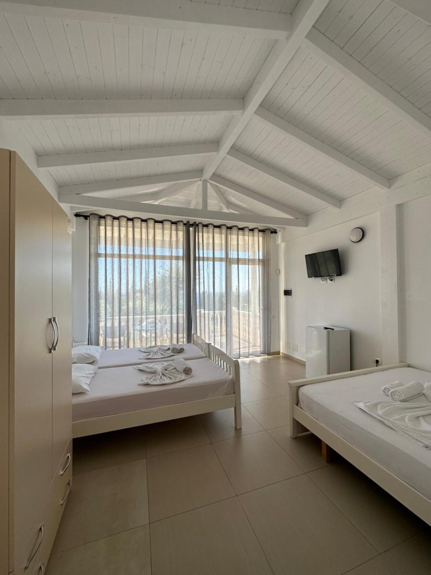 Essos Villas Dhërmi Exteriér fotografie