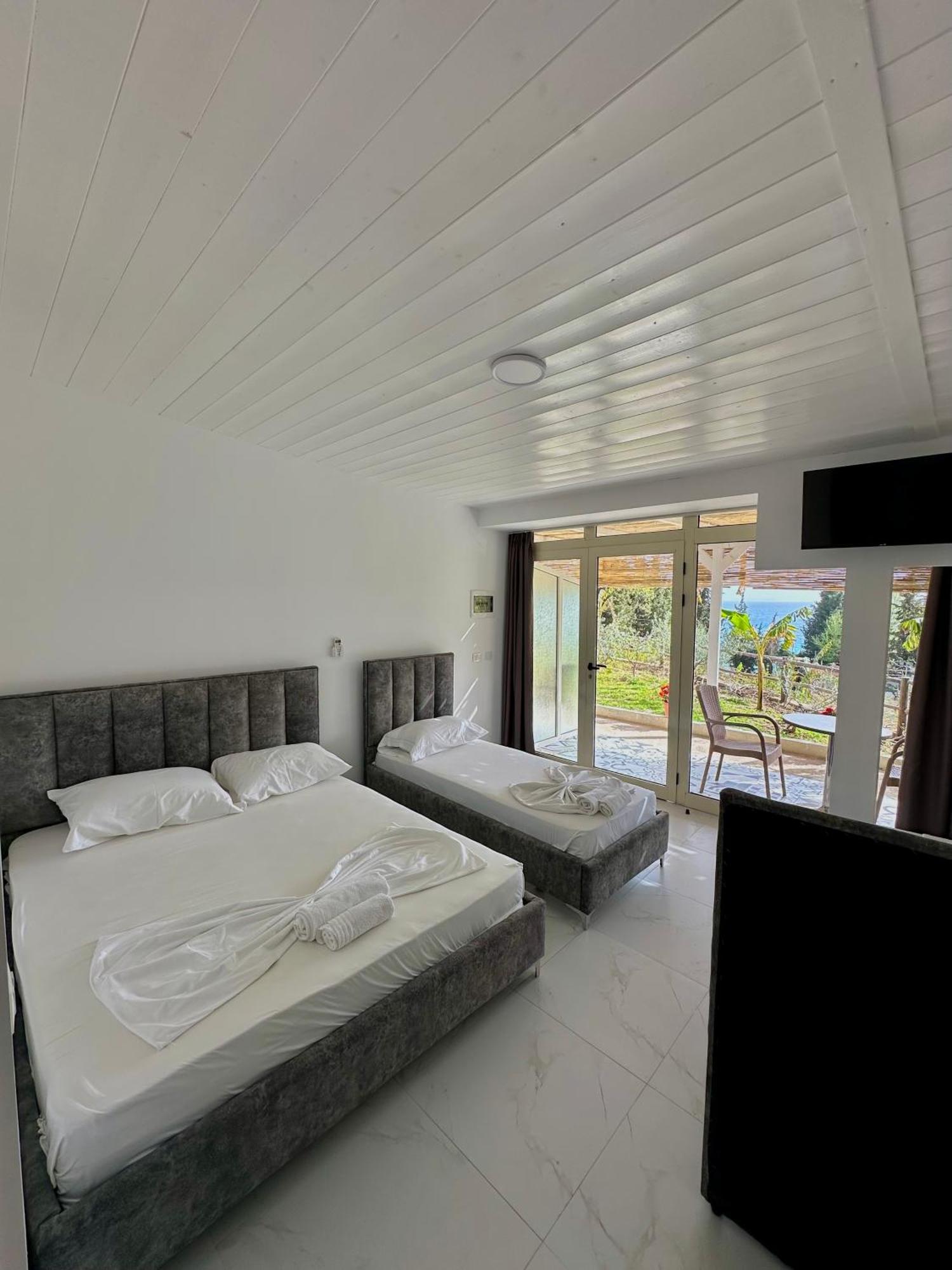 Essos Villas Dhërmi Exteriér fotografie