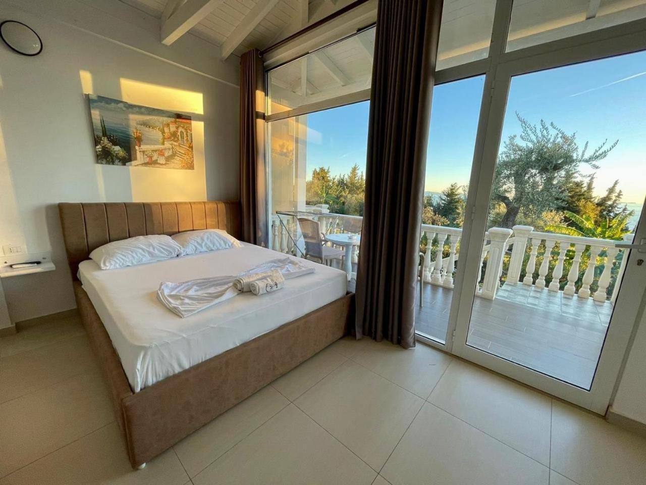 Essos Villas Dhërmi Exteriér fotografie